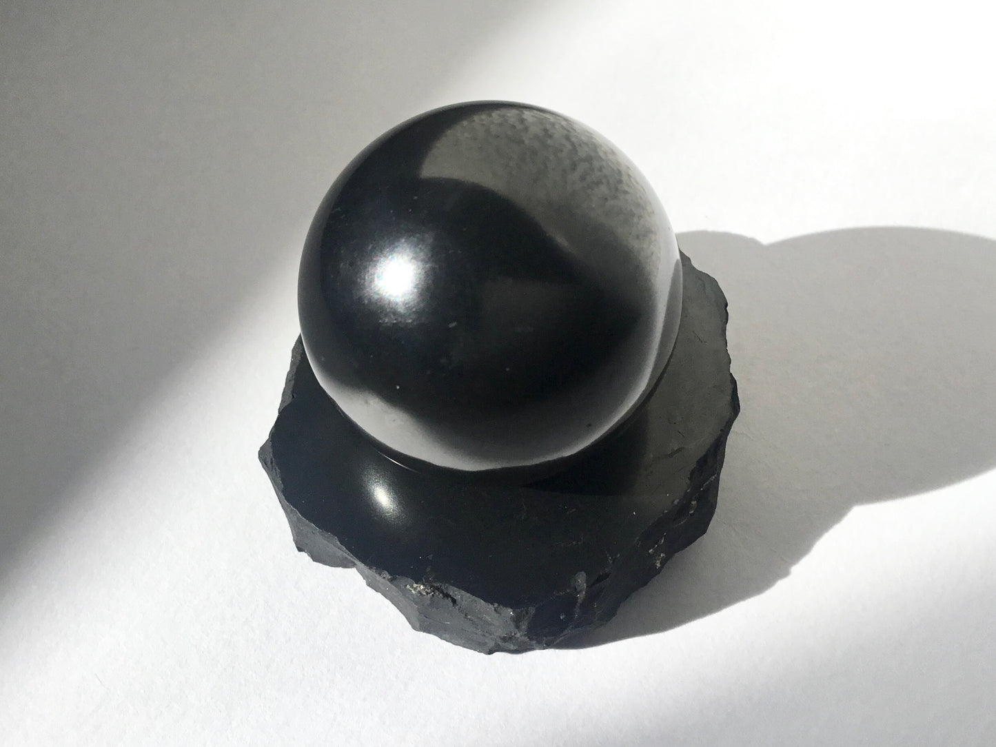 シュンガイト球体 最小