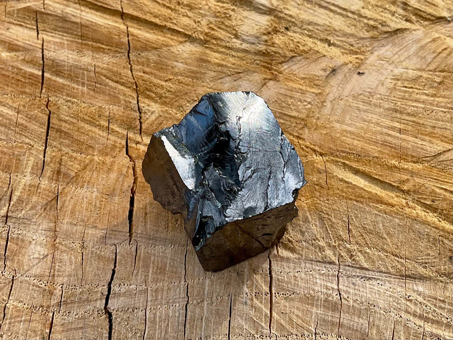 スーパーエリートシュンガイト マクラメペンダント 9g (59)